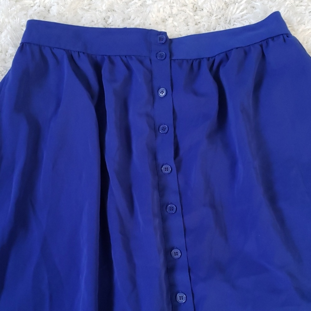 Button down skirt - Picture 2 of 3